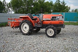KUBOTA T2400, tłoki i pierścienie silnika
